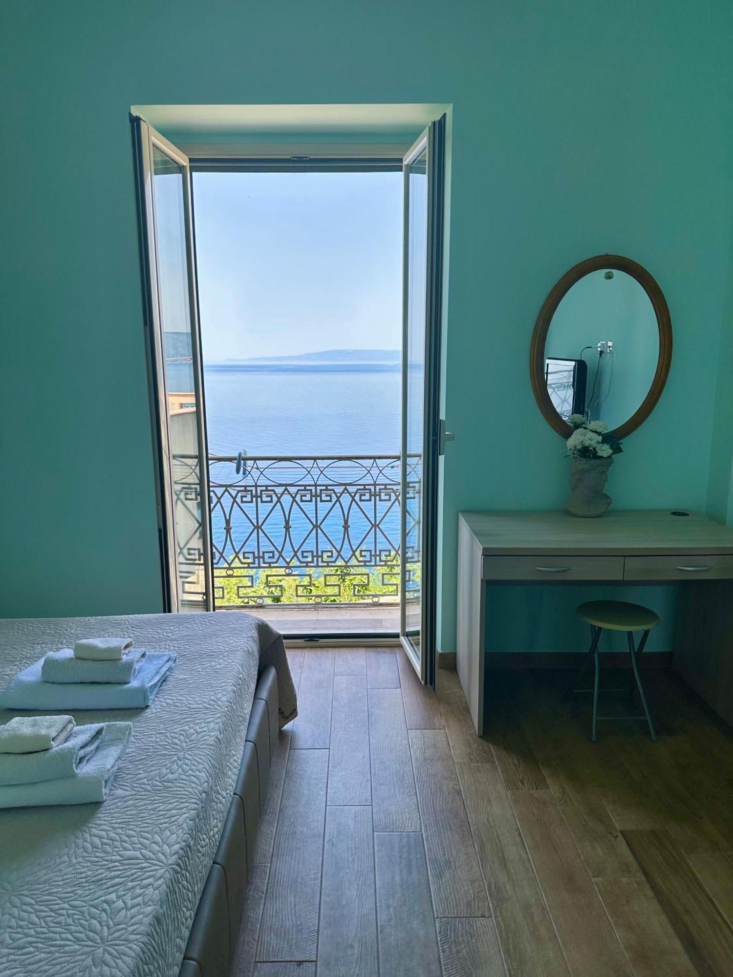 Nel Blu Dipinto Di Blu Villa Scilla Exterior photo